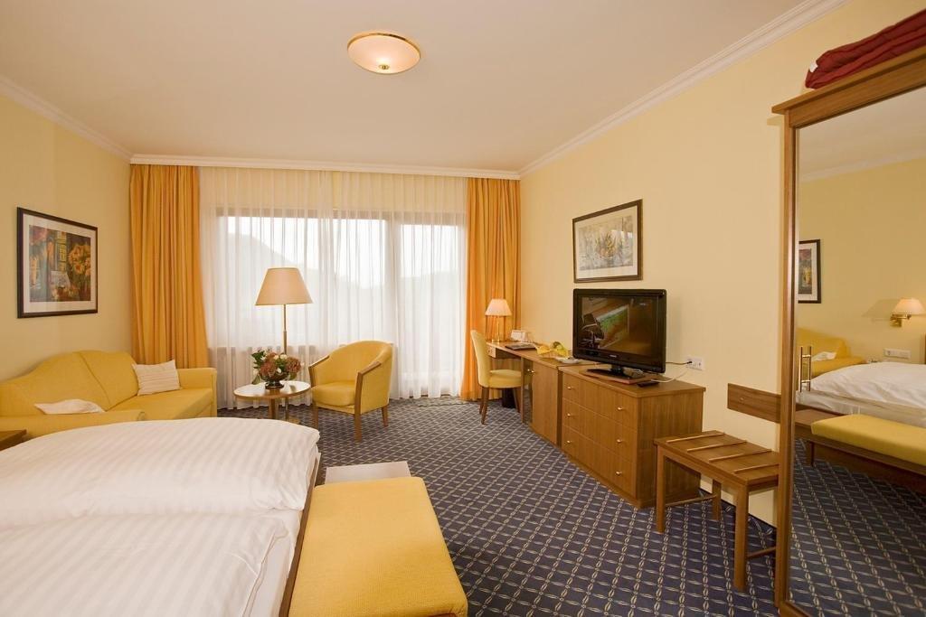 Hotel Anna บาเดนไวเลอร์ ภายนอก รูปภาพ