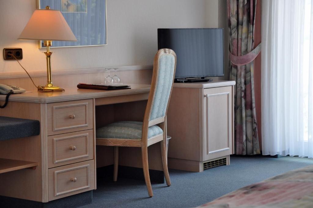 Hotel Anna บาเดนไวเลอร์ ภายนอก รูปภาพ